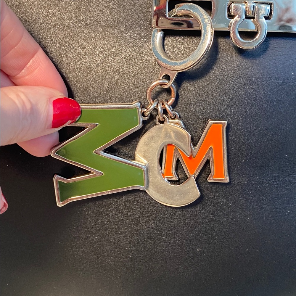 ❌SOLD ❌MCM Enamel Key Chain Bag Charm - Picture 4 of 7